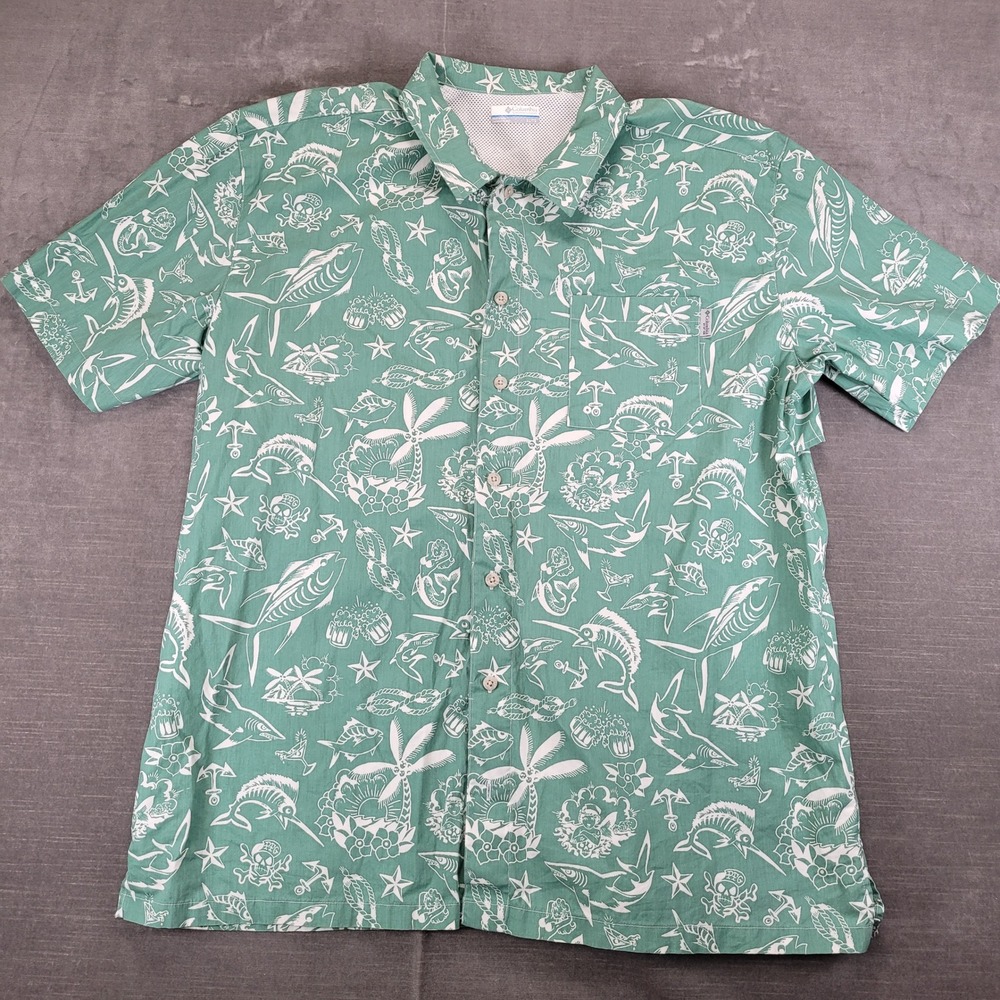 Columbia Mens XL Green White Fish Nautical Print Short Sleeve Button Up Shirt
